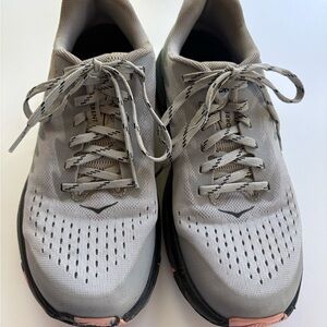 Woman's Hoka Torrent Light Gray Athletic Running Shoes